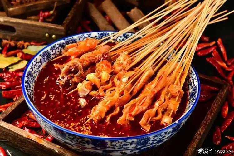 详细阅读:钵钵鸡是什么?乐山钵钵鸡好吃吗? 钵钵鸡是什么?乐山钵钵鸡好吃吗?