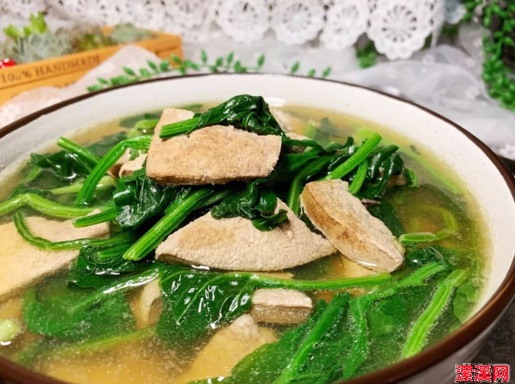 详细阅读:菠菜猪肝汤怎么做才好吃,孩子特爱喝菠菜猪肝汤步骤 菠菜猪肝汤怎么做才好吃,孩子特爱喝菠菜猪肝汤步骤