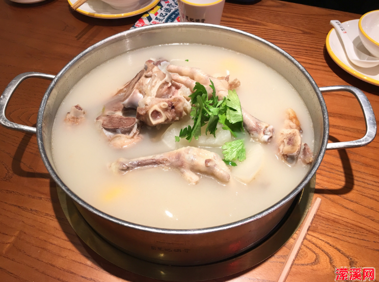 白酒头曲是什么意思,一文带你深入了解白酒头曲的含义