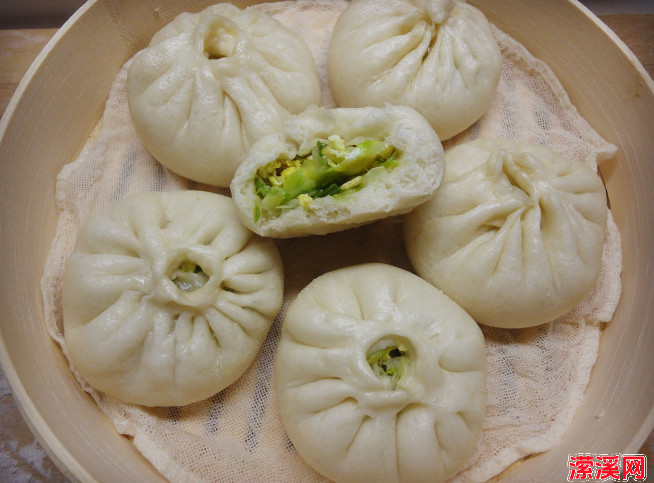 详细阅读:白菜素三鲜包子的做法,素白菜包子这样做太好吃了 白菜素三鲜包子的做法,素白菜包子这样做太好吃了