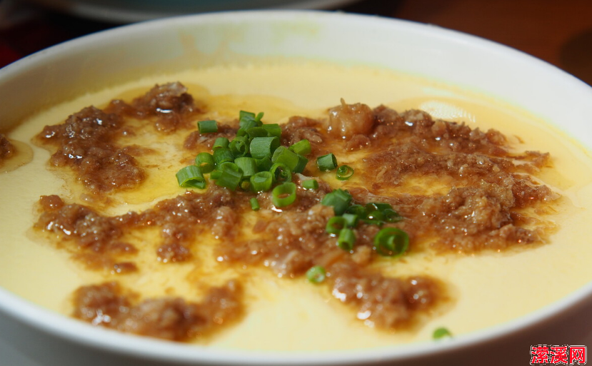 肉蒸鸡蛋的做法大全，五分钟就能上桌的肉饼蒸蛋