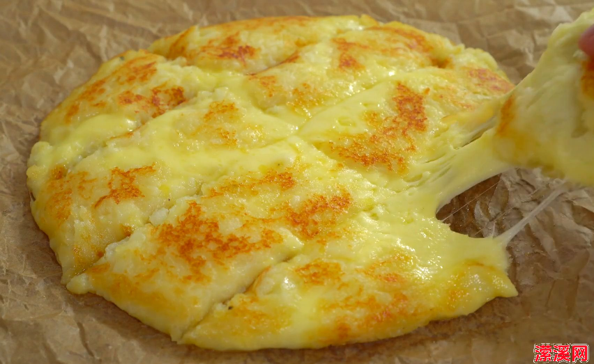 土豆芝士饼的做法大全，好吃还拉丝的土豆芝士饼