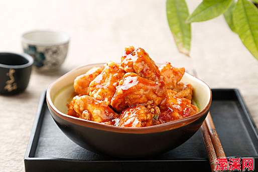 推荐鱼香味型的菜品，有家常小菜也有餐厅热销菜