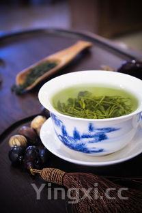 即食燕窝的正确吃法和用量,即食燕窝的功效与作用及食用方法全解