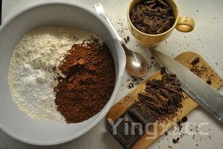 自酿葡萄酒的正确做法,自酿葡萄酒的正确做法?能放发酵菌吗