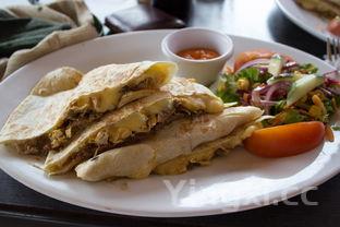 老凉粉是什么做的,老凉粉的做法