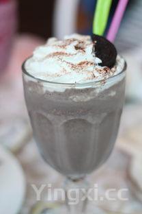 摩卡咖啡和拿铁咖啡的区别,摩卡咖啡和拿铁哪个好喝